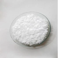Polykarboksylaattieetterikopolymeerin superpehmitinhiutale